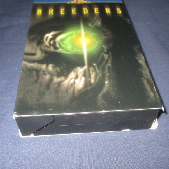 Breeders (VHS, 2004) Rare OOP - Picture 4 of 7
